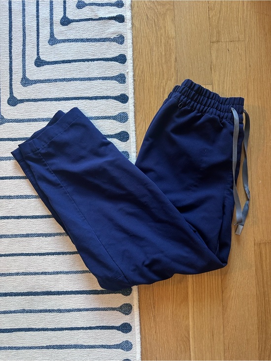 Figs Pants - FIGS Navy Blue Straight Leg Scrub Pants - Size S